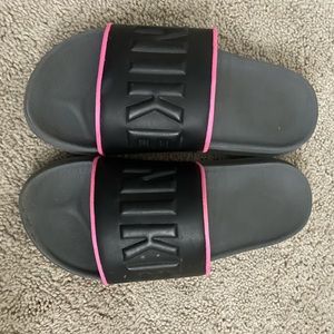 Nike slides- size 7 black with pink trim